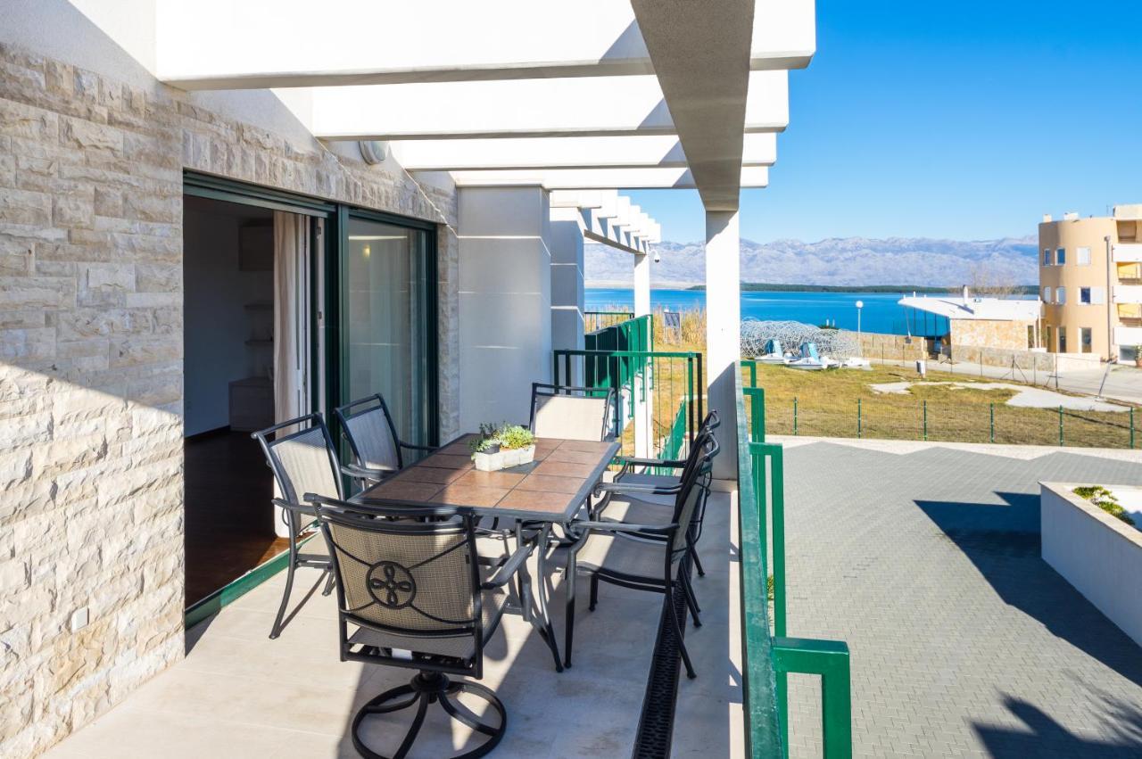 Queen Beach Apartments Nin Luaran gambar