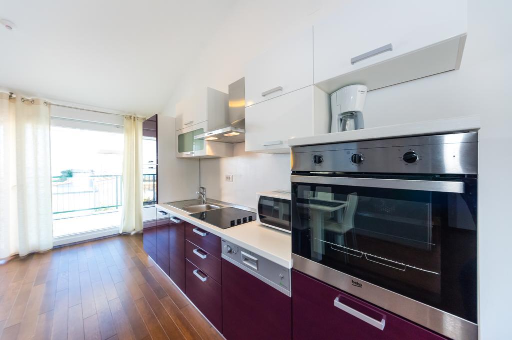 Queen Beach Apartments Nin Luaran gambar