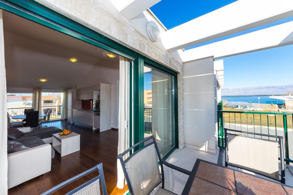 Queen Beach Apartments Nin Luaran gambar